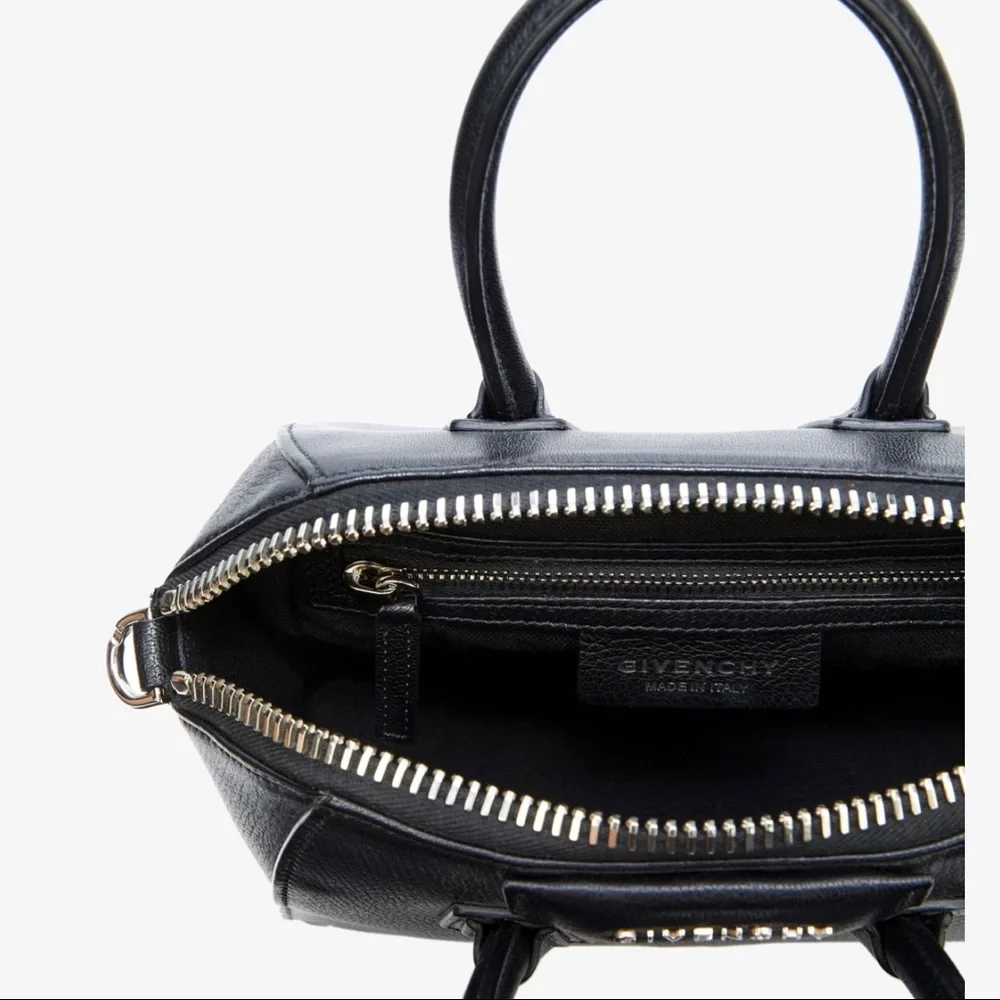 Givenchy Mini Antigona in Black Grained Leather - Picture 7 of 16